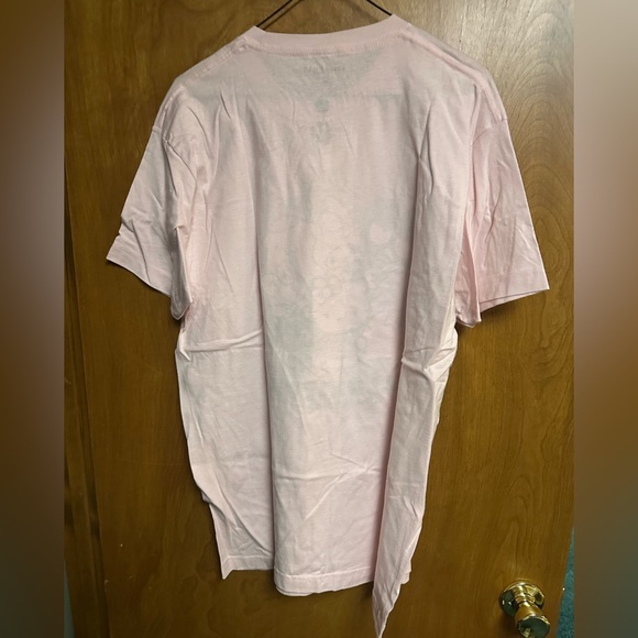 Bioworld Hello Kitty and Friends Light Pink T-Shirt NWOT - Picture 4 of 4